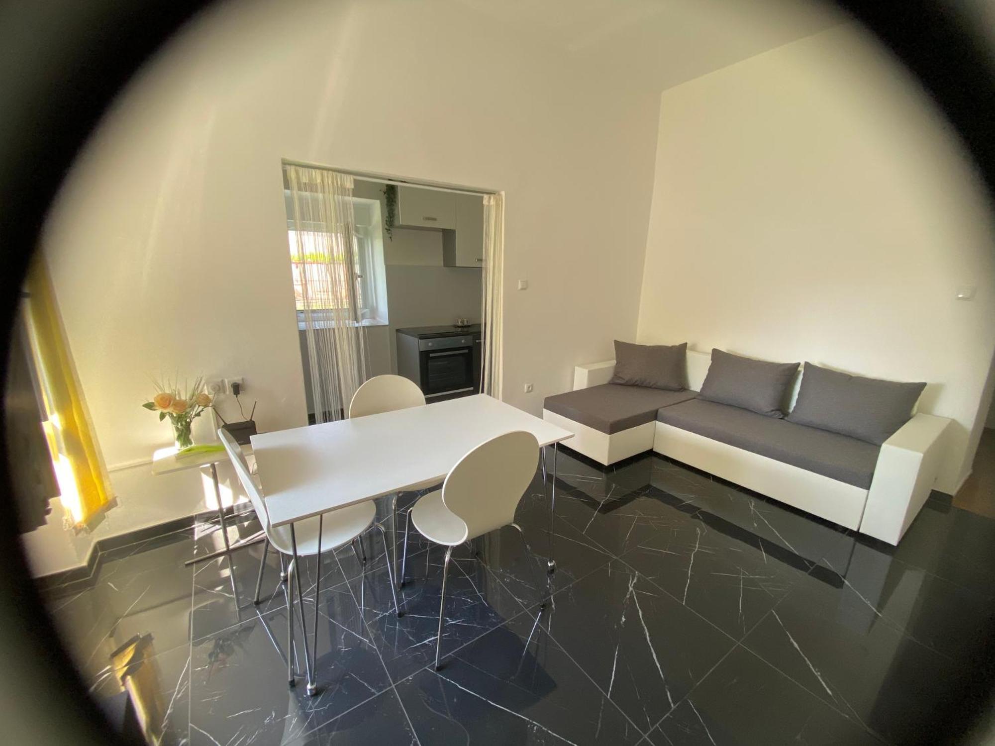 Apartment วอดิยัน ภายนอก รูปภาพ